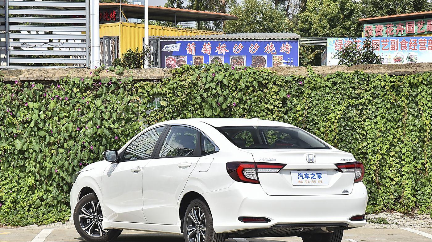 被卡罗拉、轩逸碾压？凌派车主：空间大油耗低，但年轻人不买账