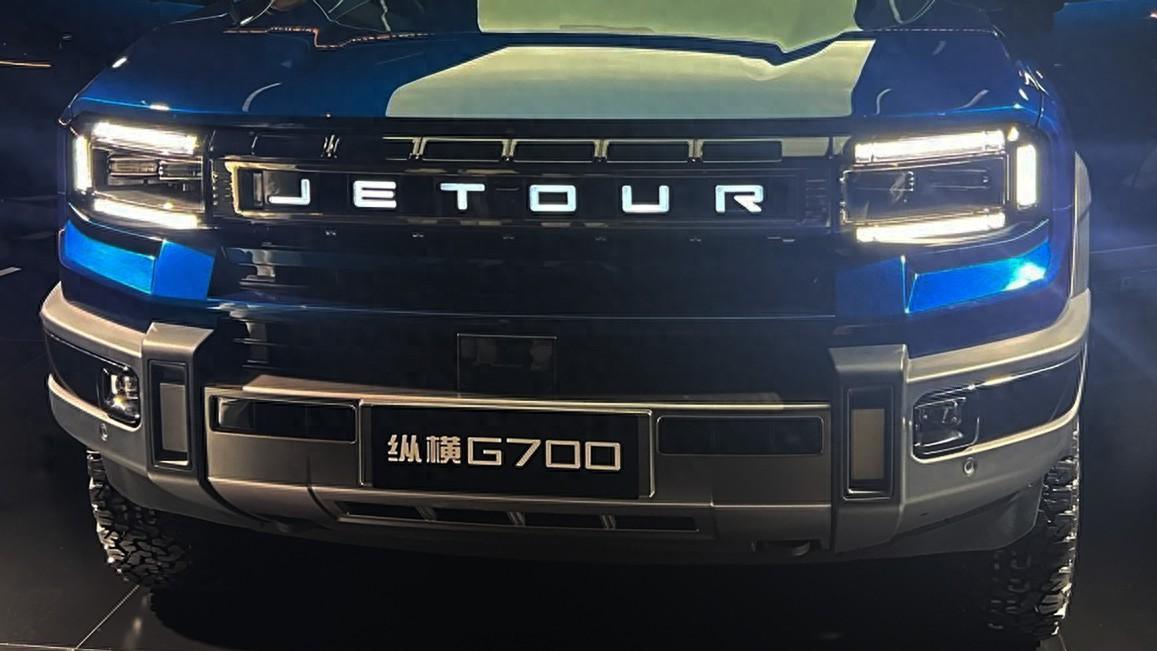 奇瑞开年“第一炸”！车长超5米4，762马力+华为智驾，叫板仰望U8