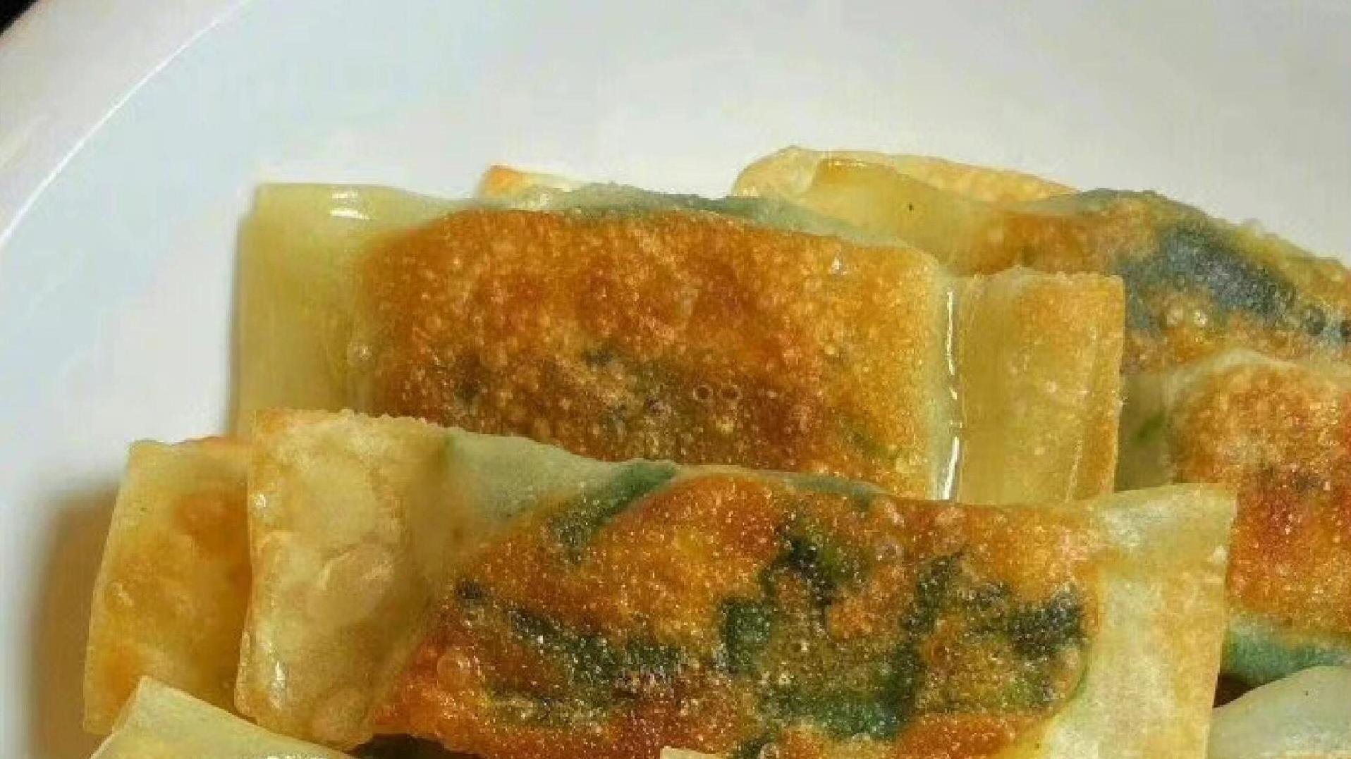 10分钟上桌的韭菜锅贴，让人停不下来的香脆诱惑