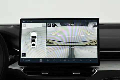 2.0TD高功+8AT！6.5秒破百！配8155芯片，星瑞东方曜香吗？