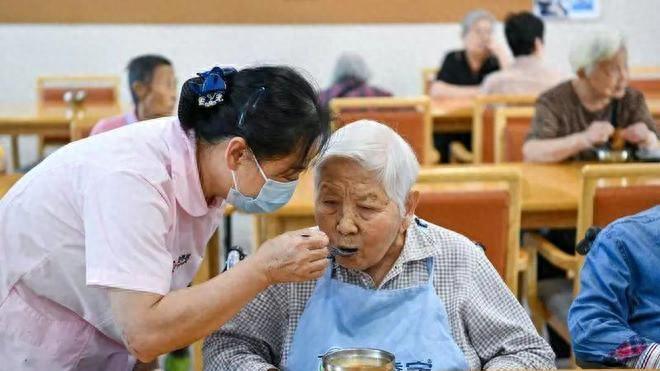 北京失能老人照护有好消息，提供家庭床位、医养结合