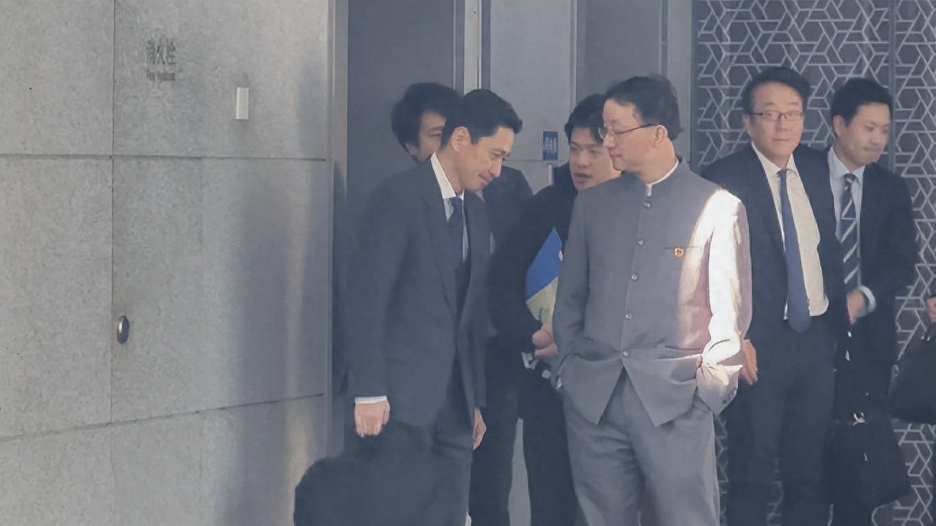 一天打一张牌，日本人发现，中国这次不是情绪化反应了