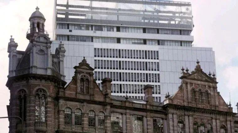 太罕见了！1965年的香港，居然是这个样子