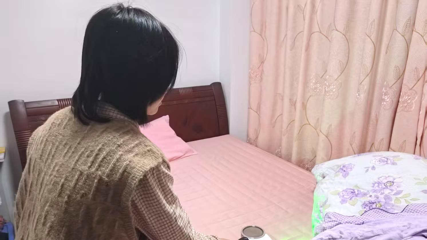 希亦RM1紫外线除螨仪杀菌除湿够彻底，孩子睡的才安心！