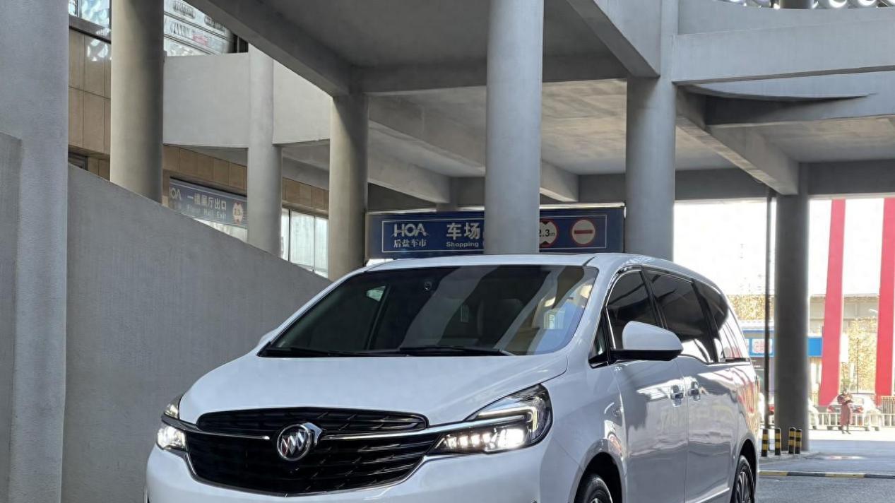 2021款别克GL8，商务接待用车新选择，不到16万开回家