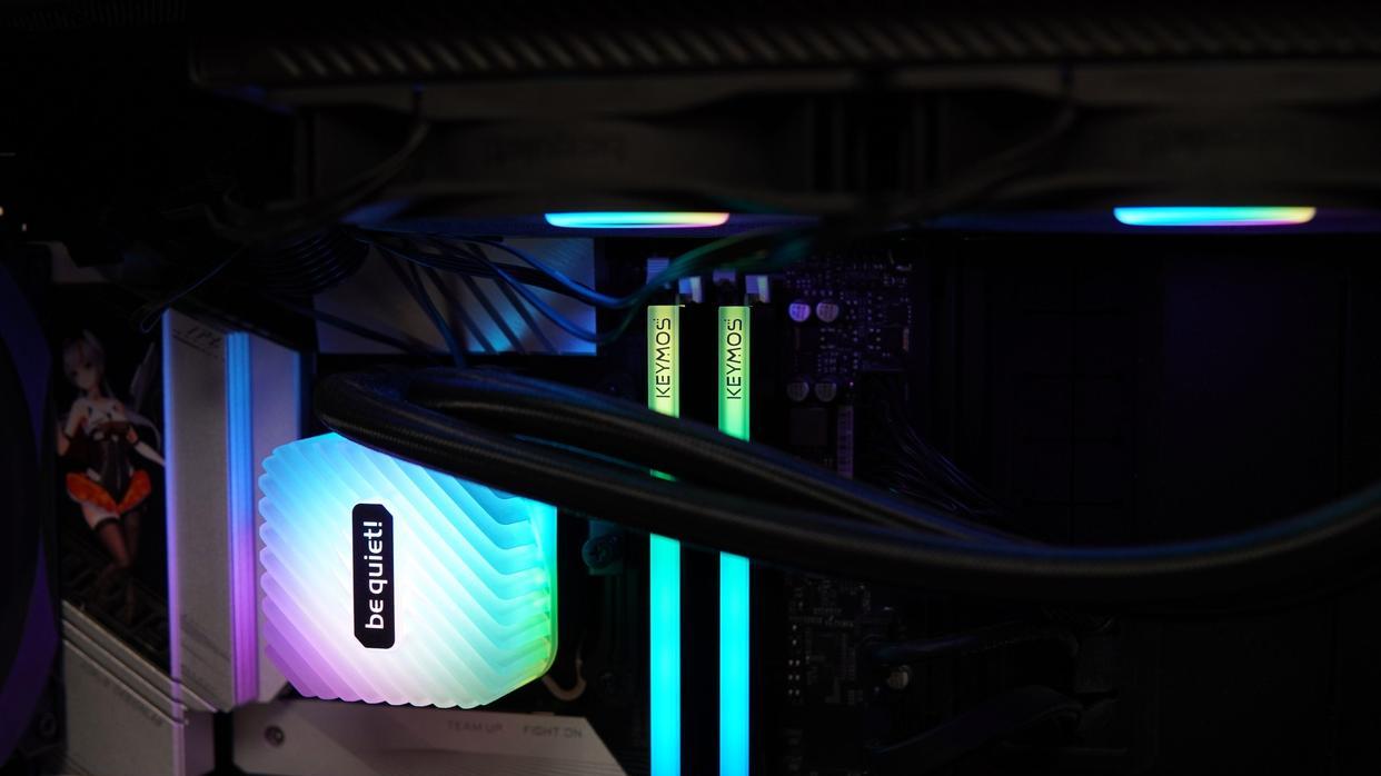 光效出众，直冲7600MHz——科摩思赤霄白帝6400MHz CL28 DDR5内存