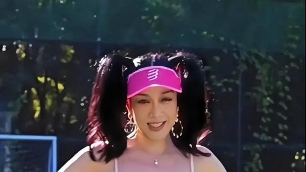 与年轻12岁丈夫结婚9年，55岁钟丽缇的“幸福肥”为何总被误解？