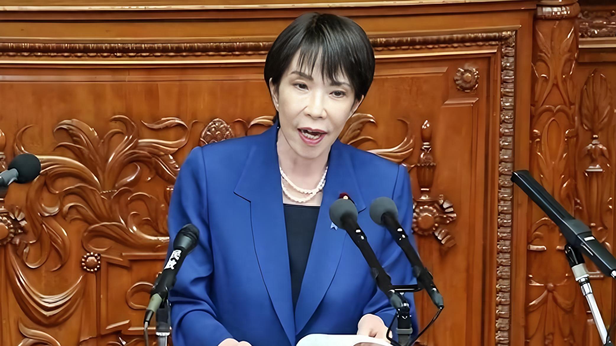 和平口号下藏刀？高市早苗突然“反省”涉台言论，背后却全是算计