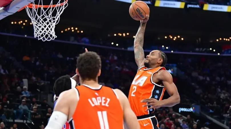 打阿门41分，打奥萨尔55分！攻防一体战神归位，名嘴：玻璃版乔丹