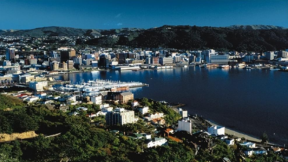 新西兰：自然奇景与多元文化交织的梦幻国度