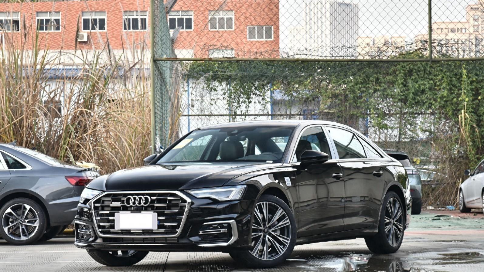 奥迪A6L焕新升级，豪华座驾，你值得拥有吗？