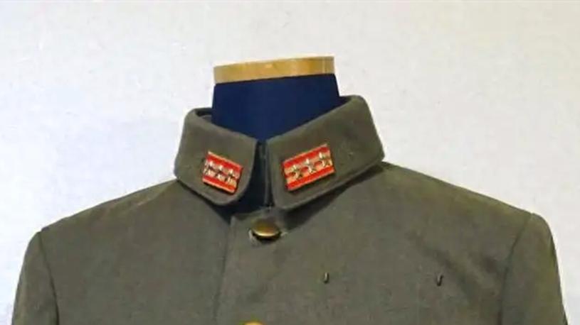 旧日本陆军昭和五式军服、九八式军服，它们有哪些不同之处