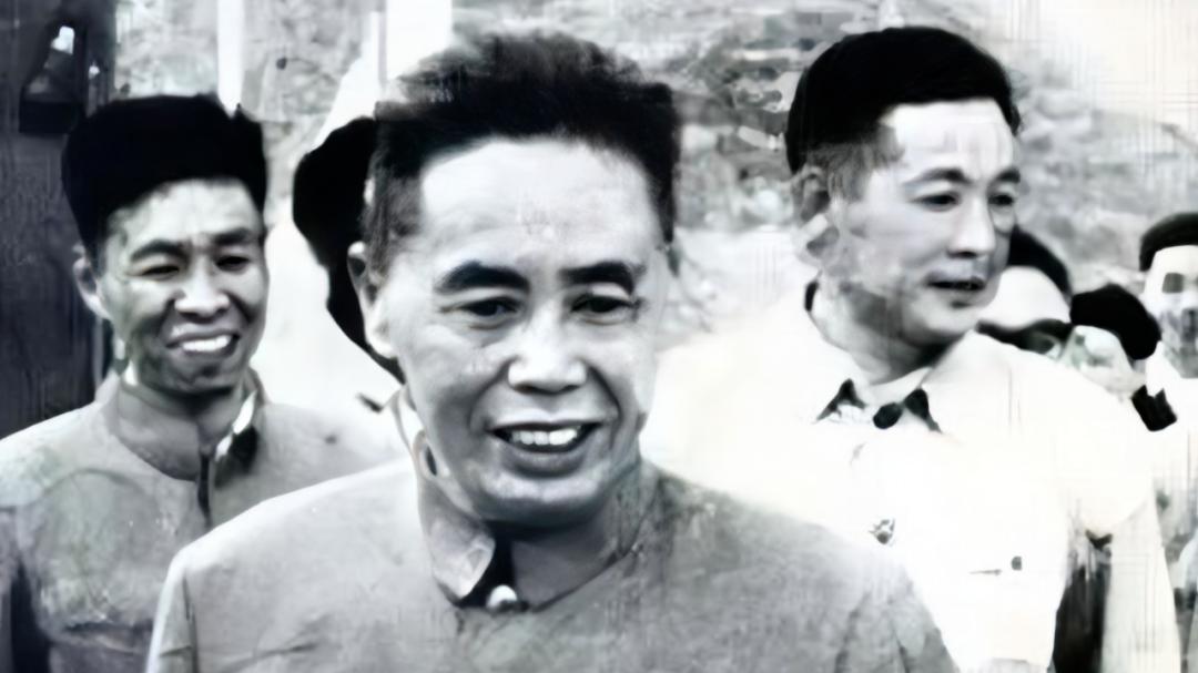 谢富治上将去世前拉住陈康的手，含泪提出一个要求：我没干坏事，你帮我作证