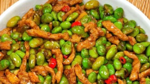 安徽毛豆炒肉：鲜豆配嫩肉，家常锅气超下饭