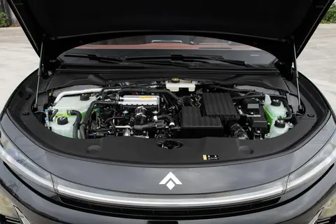 广汽昊铂A800 2025款 基本型：技术突破与实用体验