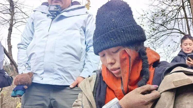 遗憾！家界七星山荒野求生挑战赛，唯一女选手“冷美人”退赛！