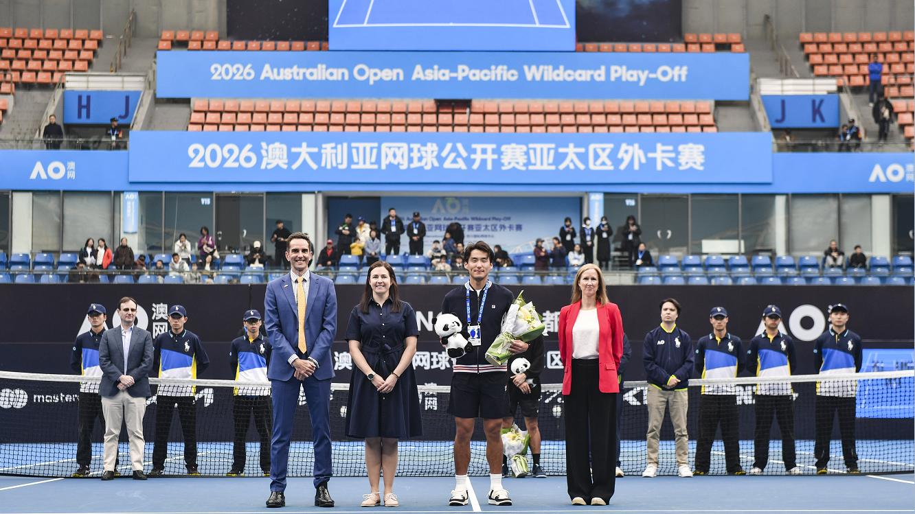 为胜利时刻干杯！国窖1573见证布云朝克特收获2026澳网男单正赛外卡