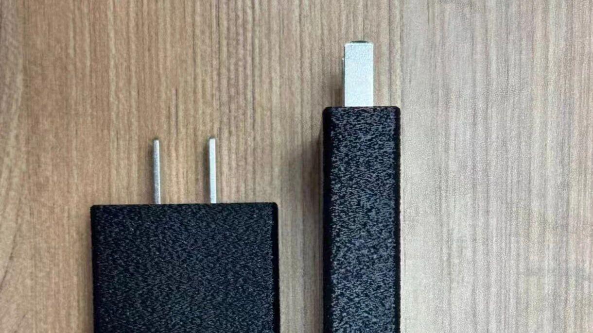 大神“攒”出65W超薄充电头，可给笔记本充电！成品卖36块