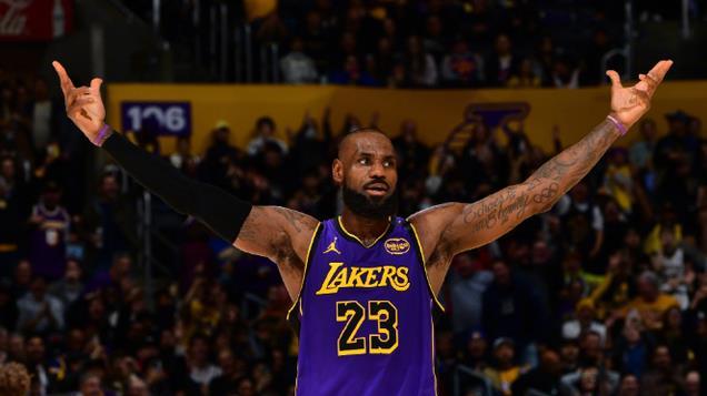 湖人冲击5连胜！4人将缺席，东契奇首秀推迟，詹姆斯出战成疑