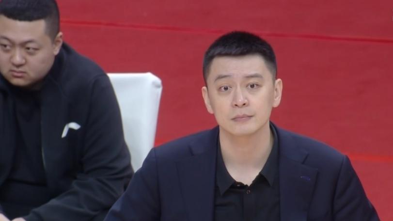CBA季后赛分组再生变，辽宁险胜江苏迎两喜两忧，杨鸣指导如何应对？