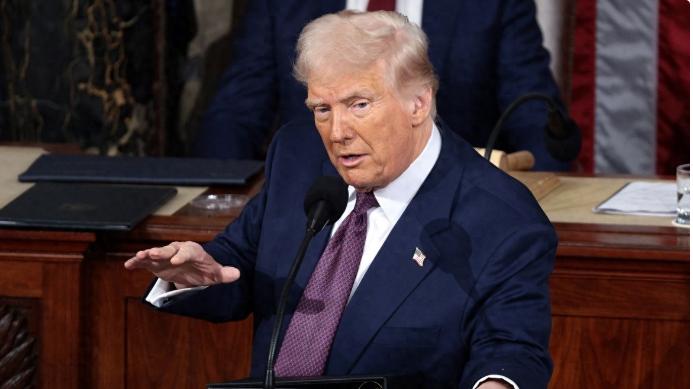 美国政治地震：三面高墙下的白宫困局