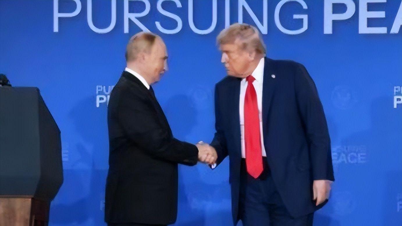 12次反冲锋全败，泽连斯基要再换帅，特朗普再求见普京：快结束吧