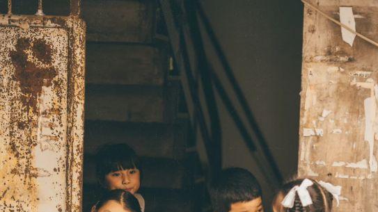 情绪瓶、冷静角：在家搭建孩子的“情绪管理工具箱”