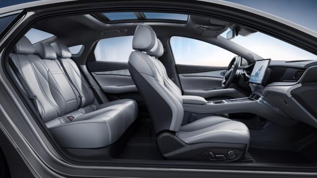 2026款海豹07DM-i 9月15日上市，冰箱座椅加热通风等配置齐全