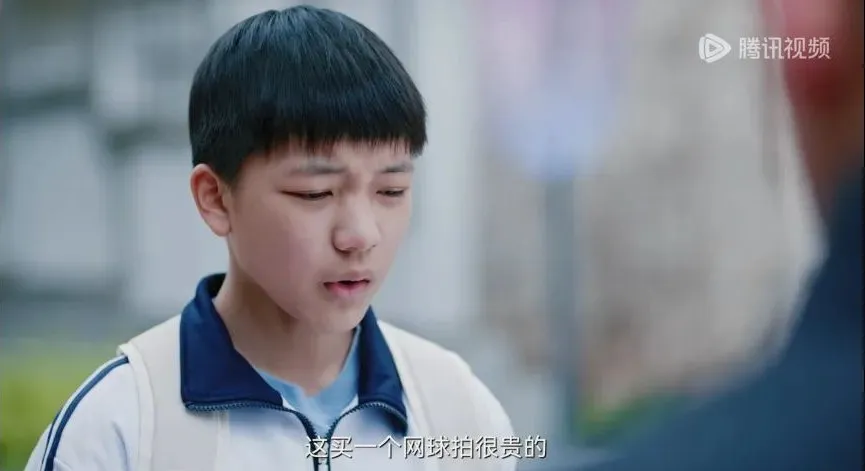 《大河之水》：要不是咬牙买下3998元的天价球拍，郑昊至死不知李东杰的举报信，撕开了职场最隐秘的温情褶皱