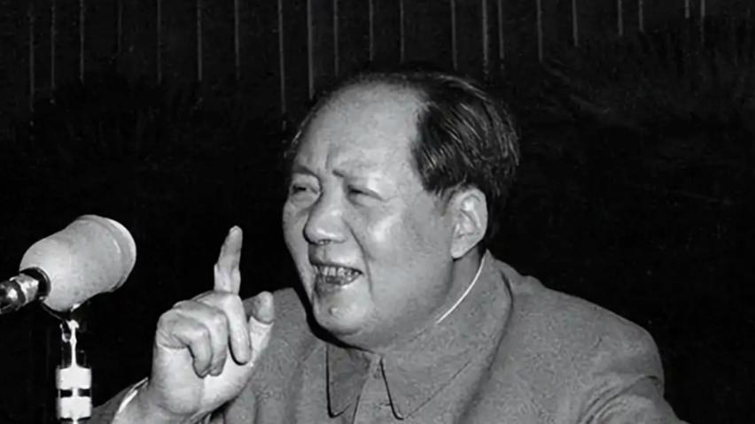 1962年，82岁麦克阿瑟听闻印度对中国开战，一番犀利评论直戳要害