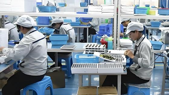 我们为何坚持‘一物料一治具’？——谈压敏电阻专用整列机的良率基石。