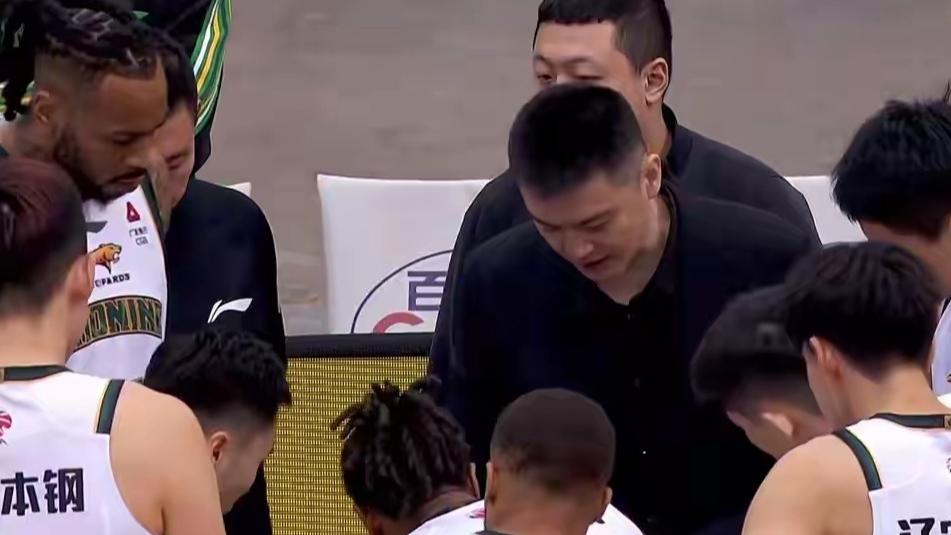 张陈志峰强势崛起，杨鸣三招激活辽篮，这个改变才是致胜关键