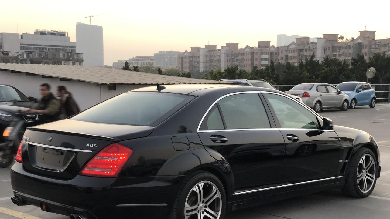 油电混合动力奔驰S400L，2012款仅12万，百公里加速仅需7.2秒！