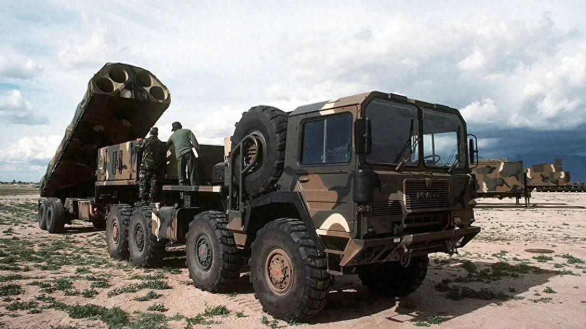 连夜撤走导弹，美军给了高市早苗一记响亮的“耳光”：怕中国实锤