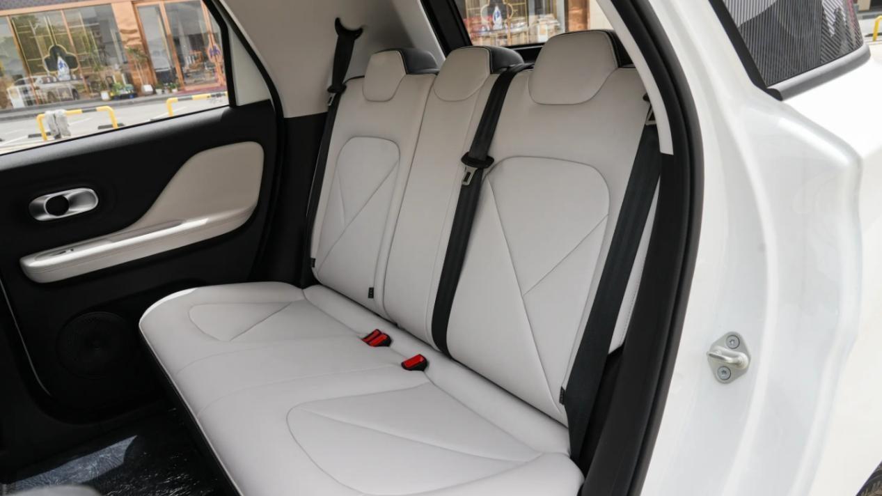 奇瑞QQ多米，全系2气囊，车速可达100km/h，售价5万级