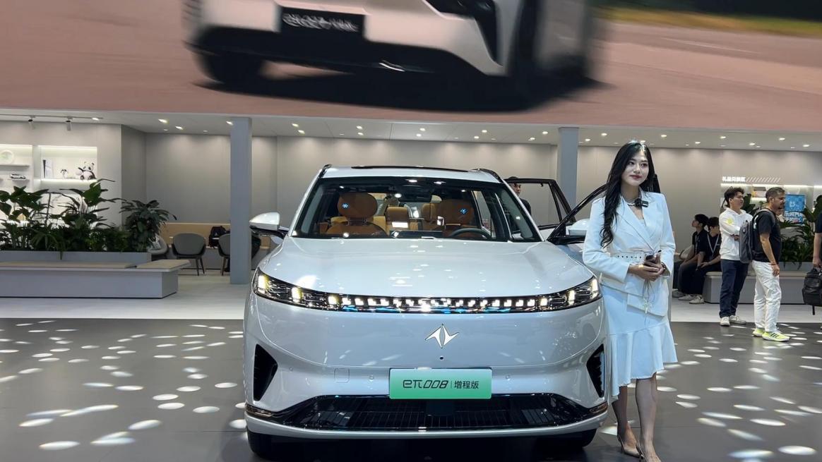 门槛再降5万！多台新款MPV、SUV上线，宝马X3加长加大售价下调