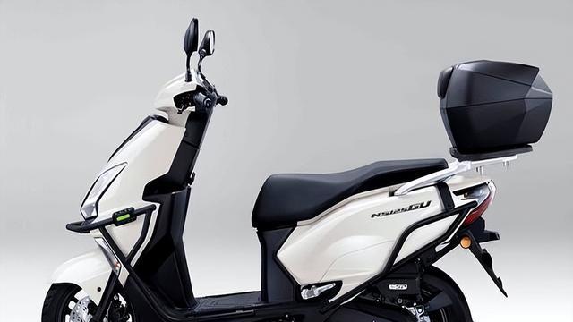 本田SUV风格新车上市，百公里油耗1.9L，8880元起