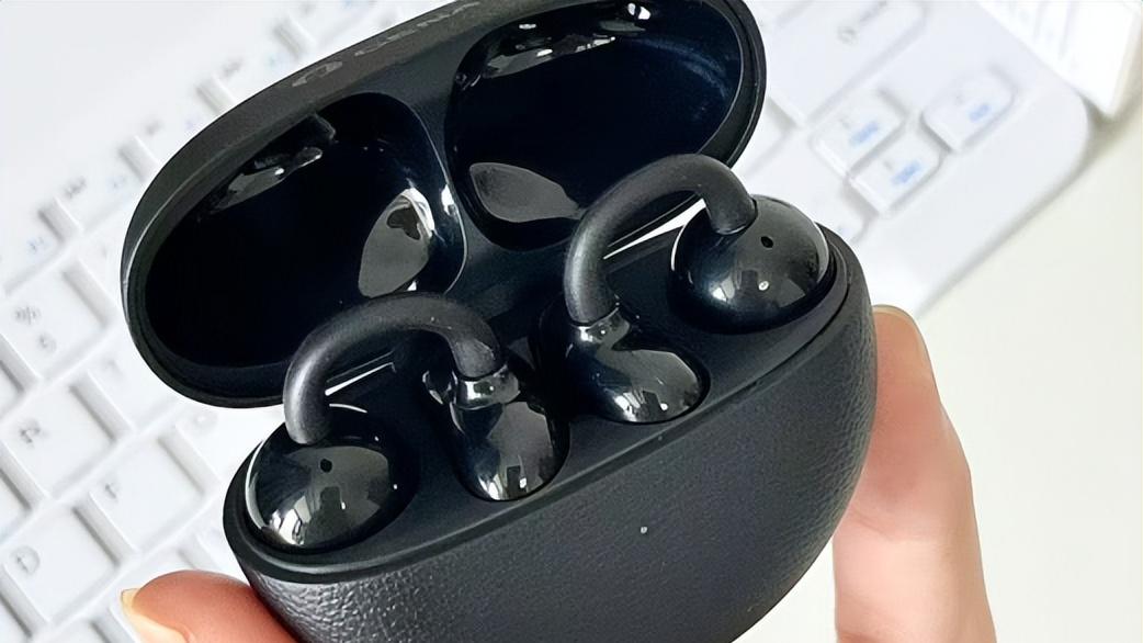 2025年开放式耳机选购指南！挂耳式、夹耳式、骨传导哪一种最好？