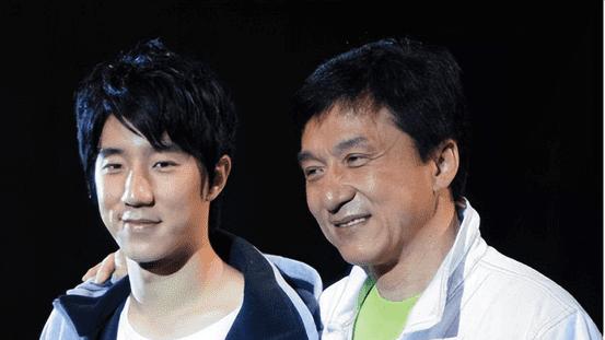 原来她是张凯丽女儿！怪不得能频繁上央视，是妈妈的骄傲更是心病