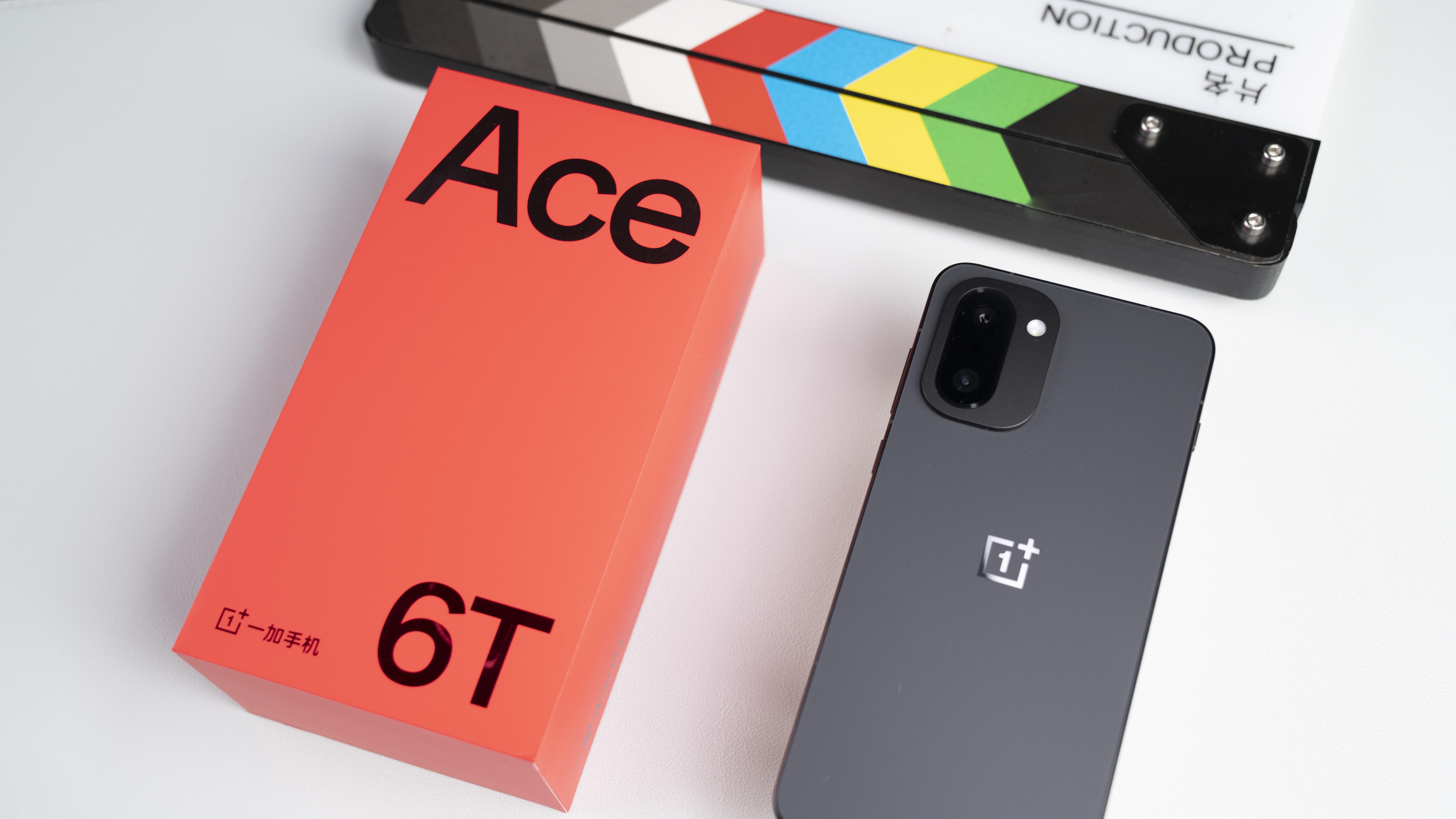 首发骁龙8 Gen5的颜值担当！一加Ace 6T实拍图赏