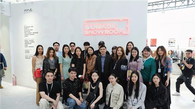16家泰国设计师品牌集结上海时装周！沉浸式展厅演绎“泰”国风尚