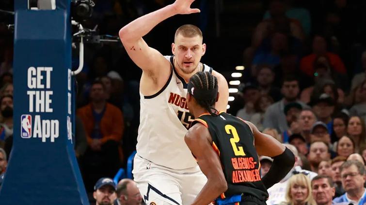 三分11中10！投篮25中19！狂轰52分！穆雷率掘金全场轰135分！