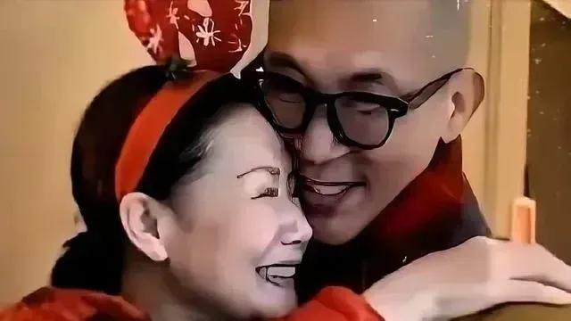卤蛋和S家未来或有一战



这瓜保熟！卤蛋和S家，迟早要开撕！一边是为钱重返战