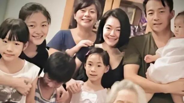《亿万遗产争夺战！汪小菲与S妈的隐秘“视讯官司”揭开财富与责任的秘密，家庭关系岌岌可危！》