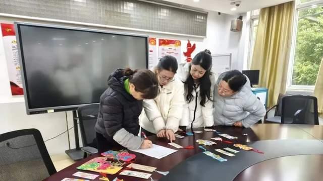 妙笔绘书签！无锡市塔影中学法治文创大赛，让宪法精神润童心