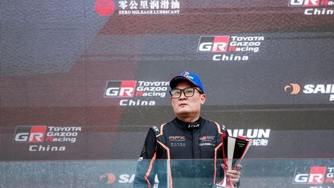首战蓉城稳健发挥，LEVEL Motorsports成都双回合登颁奖台