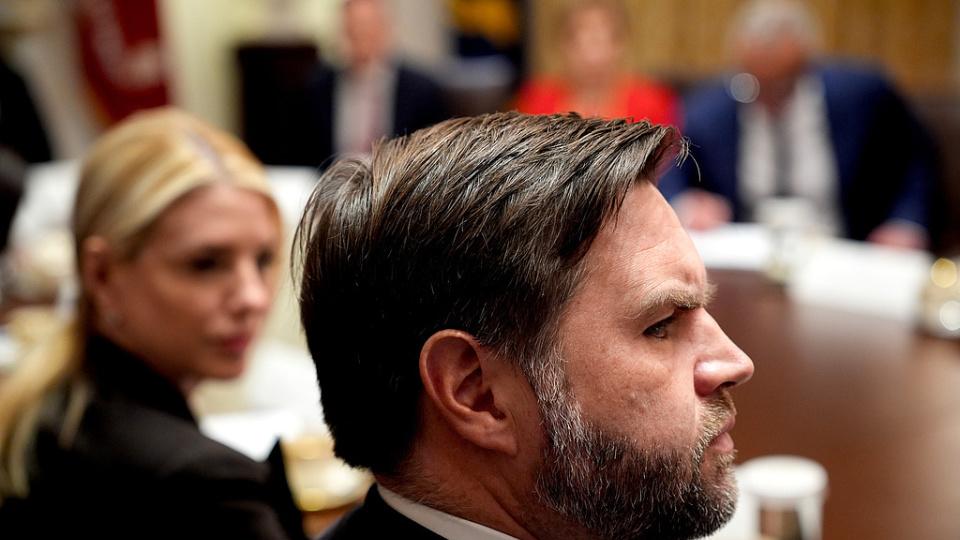 决定战争与和平的六张面孔：起底真正“操盘”特朗普2.0外交的“关键先生”