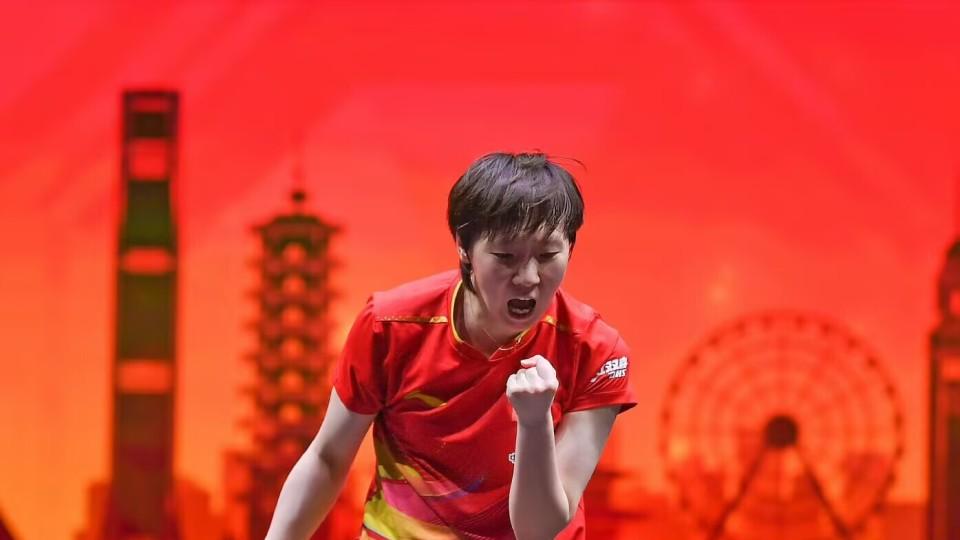 张本美和输了，一轮游，被王曼昱"保持全胜"“剃光头”！王曼昱总决赛开门红