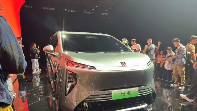 1.5T发动机的超豪华MPV，别克世家正式首发