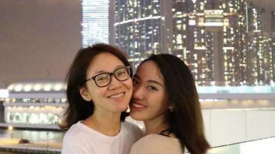星二代横行，资源倾斜，内娱的未来，还能指望谁？